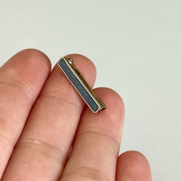 Antique 14K Yellow Gold Blue Guilloche Enamel Detail Small Petite Bar Brooch Pin - Picture 13 of 13